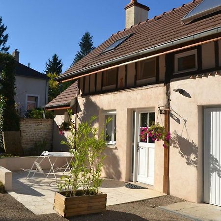 La Licorne Bed & Breakfast Lamarche-Sur-Saone Eksteriør bilde